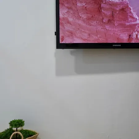 Estudio Tau Apartment